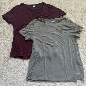 Old navy tshirts
